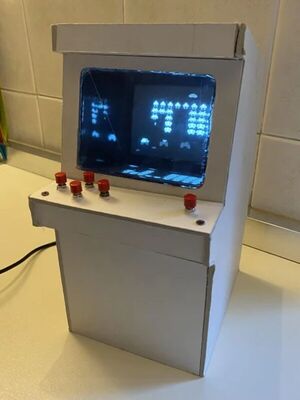 Space Invaders Mini Arcede With CRT