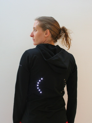 ArtigoMaker29_turnSignalBikingJacket