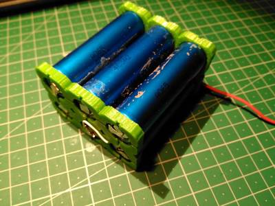 MP42_ParametricBatteryPackHolder