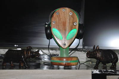 PM55_RgbHandmadeAlienWareHeadPhoneS