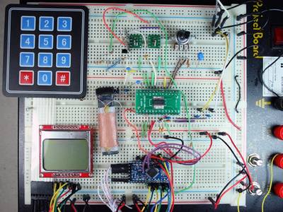 PM57_BuildAnArduinoControlledAmFmSw