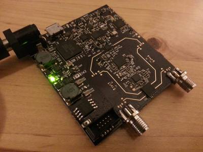 Cheap homemade 30 MHz - 6 GHz vector network analyzer