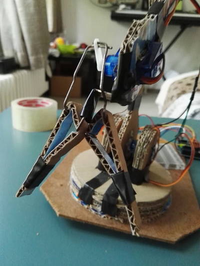 CARDBIRD - The cardboard robotic arm