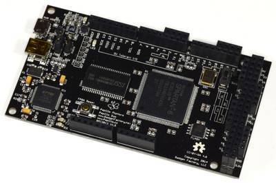 A Microcontroller Enthusiast’s First Look at Programmable Logic