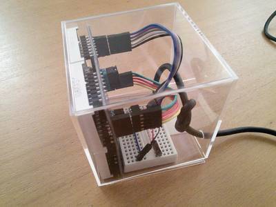 Conway's Life of Life of 16×16 Cells Made With ATtiny13A