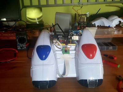 Phil05: A Raspberry Pi Robot