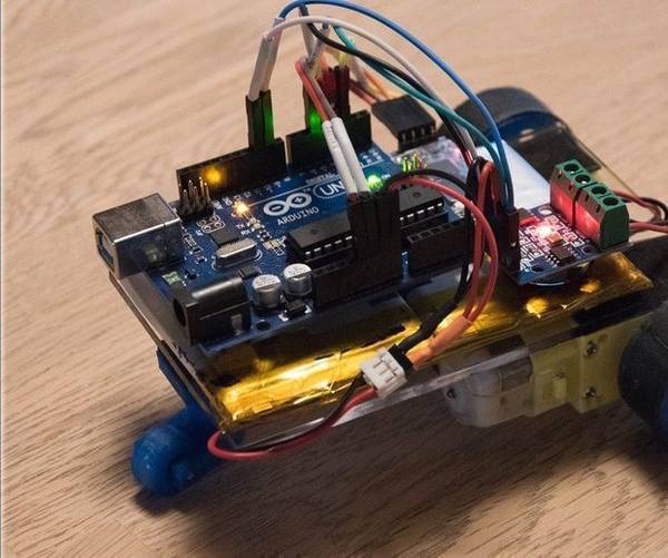 DTMF Controlled Car. No Mobile Phones Required