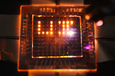 Dual-function nanorod LEDs could make multifunctional displays