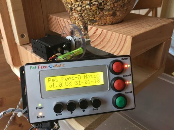 Arduino Uno-Based, Easy-to-Build Pet Feeder