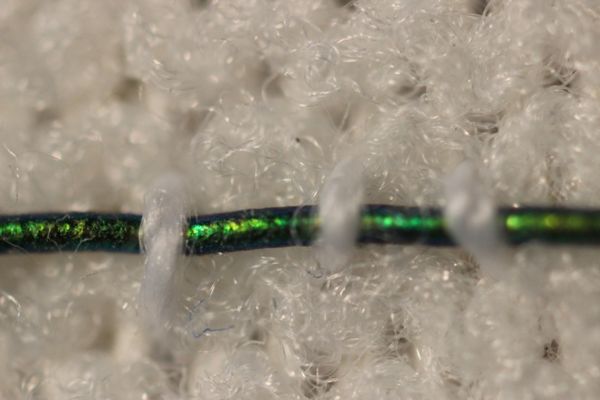 Engineers design color-changing compression bandage