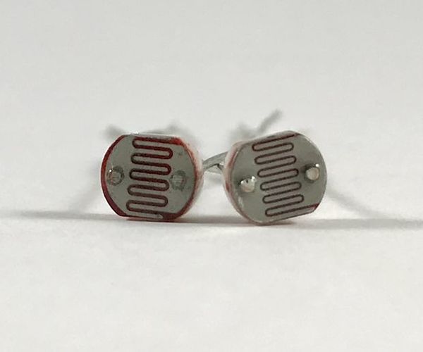 The GoodNightLight: a Simple Nightlight Circuit