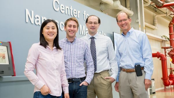 Scientists move quantum optic networks a step closer to reality