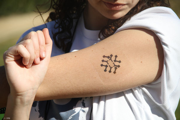 Graphene-based technology for wearable health monitoring, food inspection and night vision