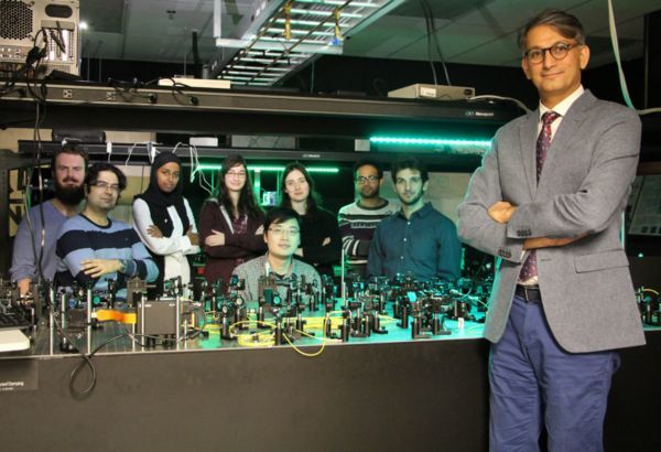 In the blink of an eye: uOttawa team uses quantum of light to create new quantum simulator