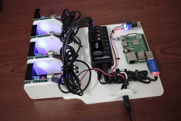 Play multiple sound files on multiple output devices with Python and sounddevice