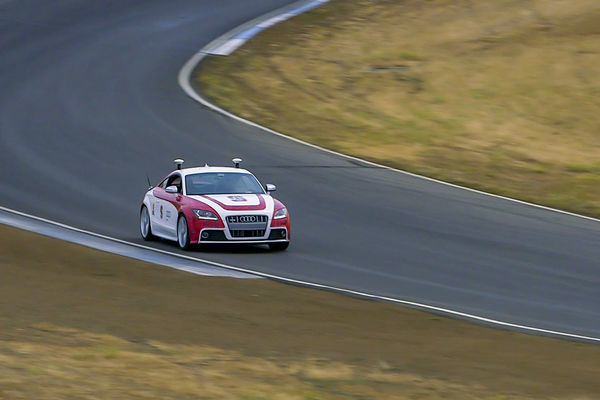 Stanford autonomous car learns to handle unknown conditions