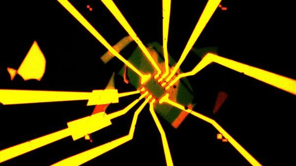Ultra-Clean Fabrication Platform Produces Nearly Ideal 2D Transistors