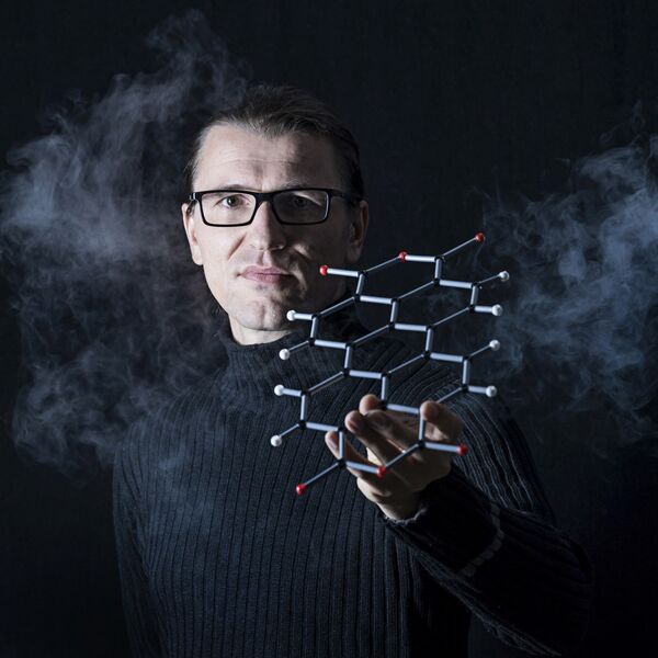 New Quantum Dot Microscope Shows Electric Potentials of Individual Atoms
