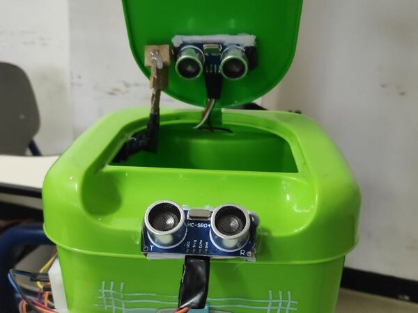 Smart Trash Bin Automation