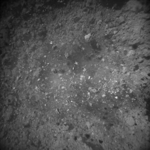 Japan's Hayabusa2 Asteroid Probe Packs Its Space-Rock Bag for Return to Earth