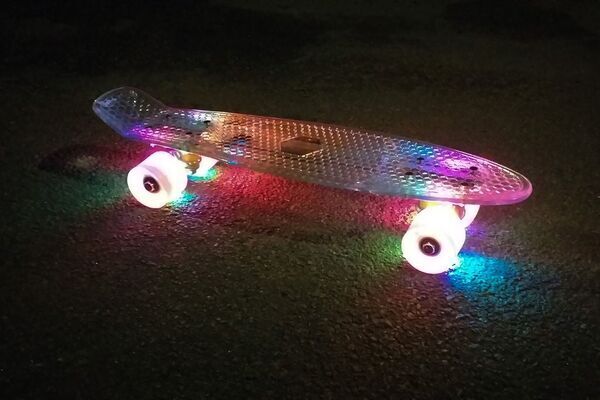 DIY - WiFi Controlled RGB Illuminated Skateboard