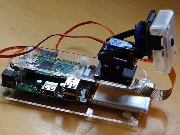 Webcam with Pan/Tilt Servos and Battery Backup