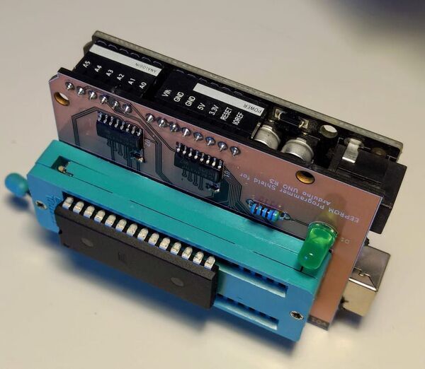 DIY EEPROM Programmer