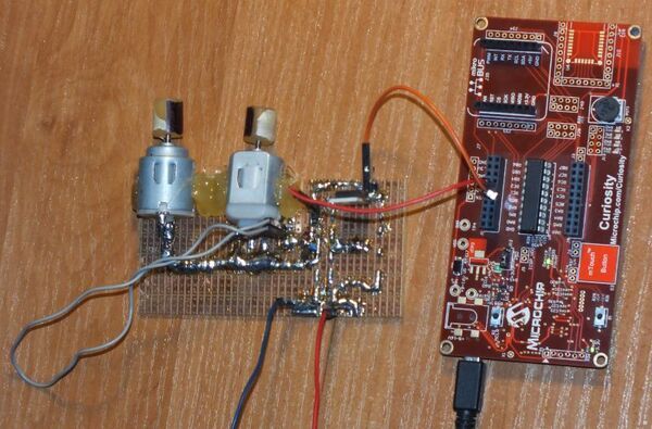 Motor speed regulation without encoder