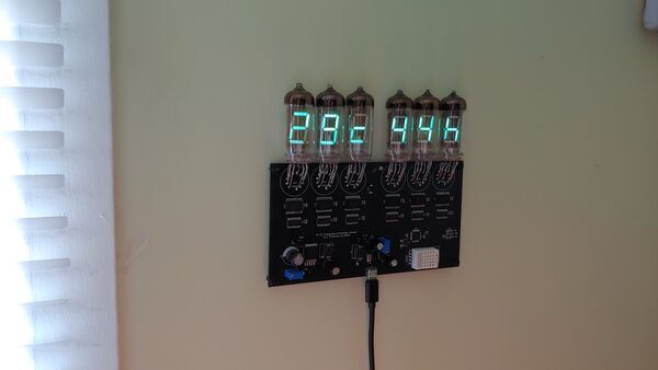 Temperature and Humidity Meter Using IV-11 VFD Tubes