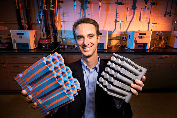 Researchers gain control over internal structure of self-assembled composite materials