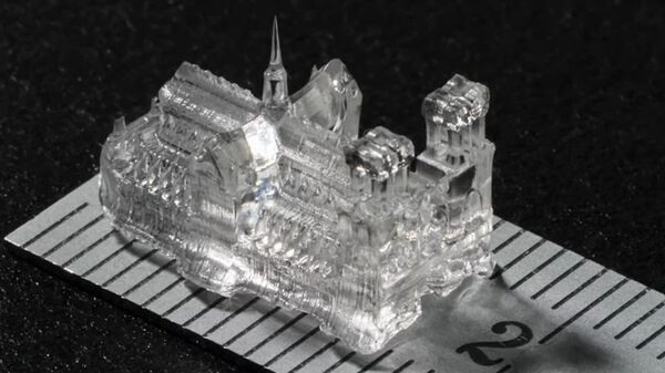 Printing tiny, high-precision objects in a matter of seconds