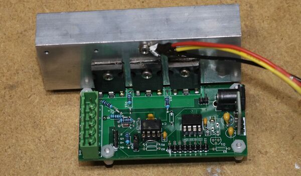 Raspberry Pi Controlled DC Load