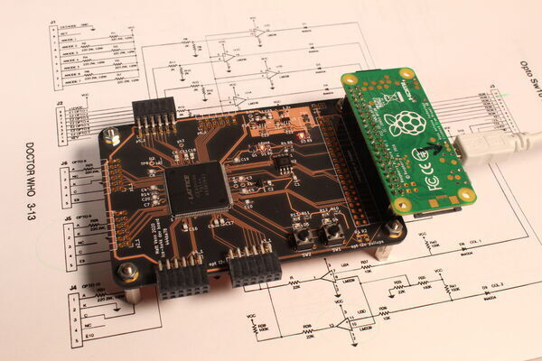 FPGA dev board based on Lattice iCE40 8k
