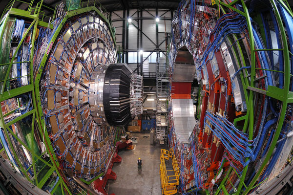 Scientists ‘at the bleeding edge’ with upgrade to CMS detector