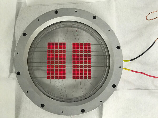 Tulane scientists build high-performing hybrid solar energy converter
