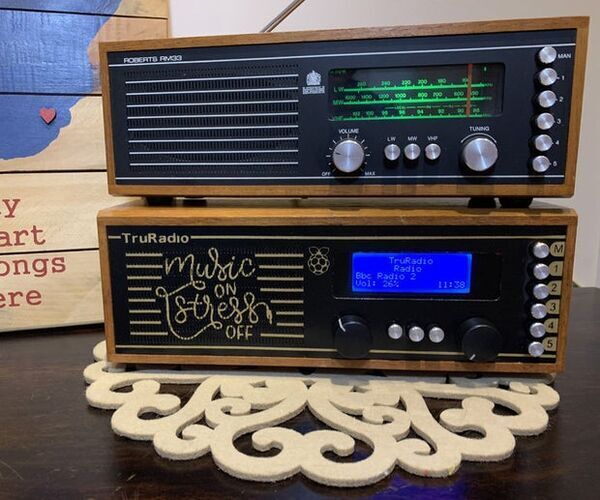 Roberts RM33 Raspberry Pi Internet Radio (Yet Another)