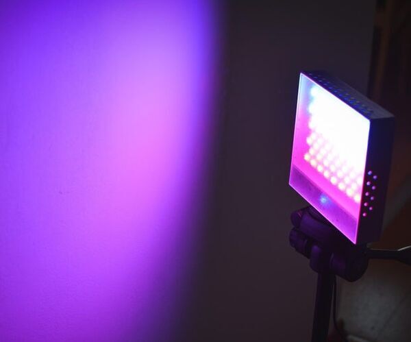 Build a Pocket RGB LED Light for Your Home Photo Studio