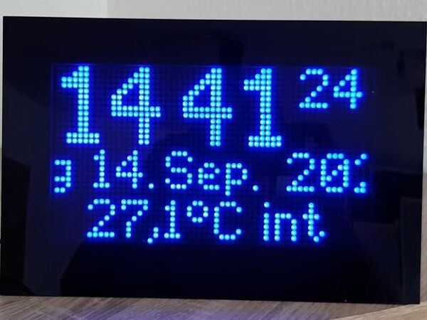 Yet another dot matrix clock