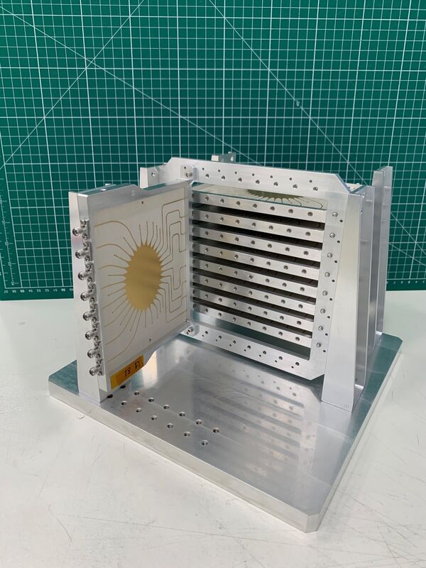 Microwave lenses harnessed for multi-beam forming