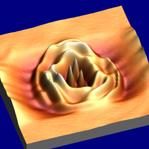 Direct visualization of quantum dots reveals shape of quantum wave function