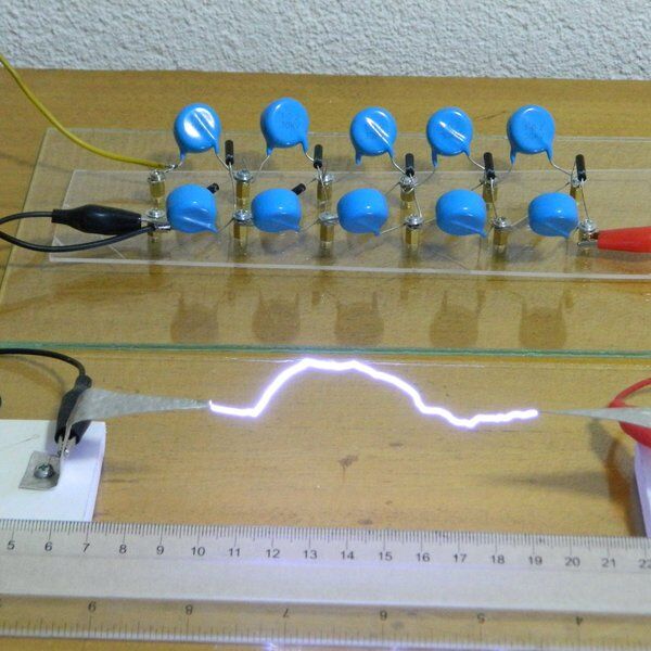 DIY  Cockroft-Walton voltage multiplayer (100000V)