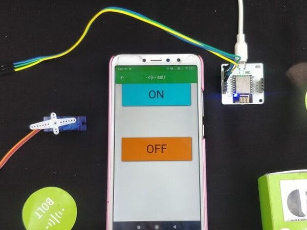 Automated SolarPanel Cleaner by Bolt WI-FI using Servo motor