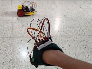 Gesture Controlled Car using NRF24L01 and MPU6050