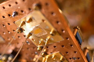 Tuning sound waves on chip