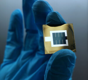 World record back at HZB: Tandem solar cell achieves 32.5 percent efficiency