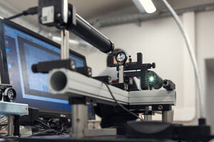 New Discovery Makes Cheap, Compact Lasers Possible